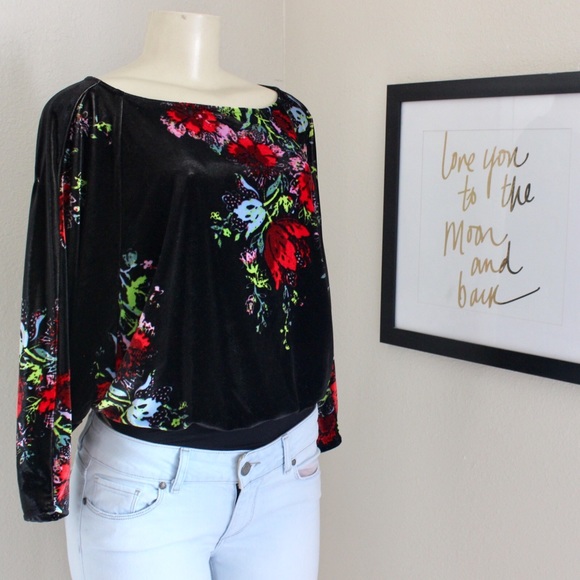 Free People Pants - Free People Velvet Slouch Floral Body Sweat⭐️